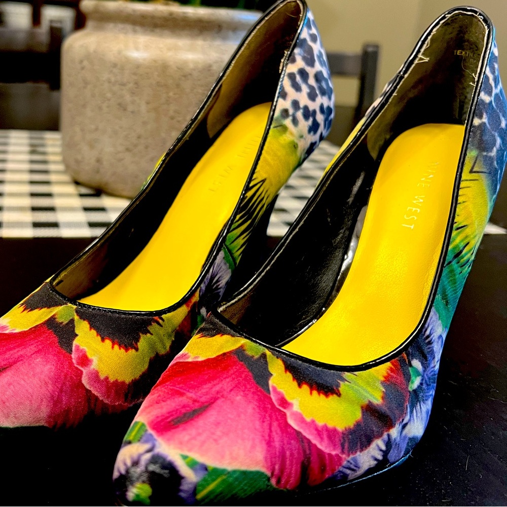 Nine West size 7.5 heels